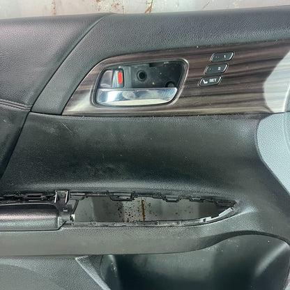 2013-2017 HONDA ACCORD FRONT LEFT DRIVER DOOR PANEL TRIM COVER 83550-T2A-A01 OEM
