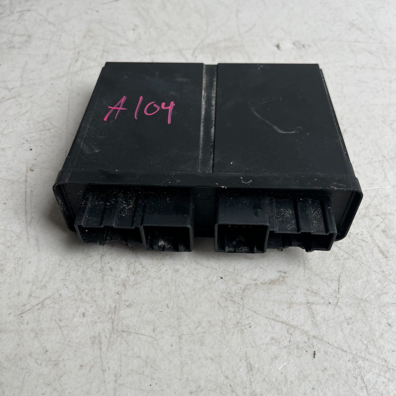2014-2019 CHEVY CORVETTE THEFT LOCKING KEYLESS ENTRY CONTROL MODULE 23173026 OEM