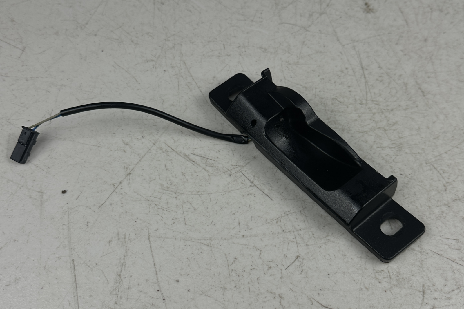 2014-19 Chevrolet Corvette Z51 Front Left Driver Side Removable Top Striker OEM