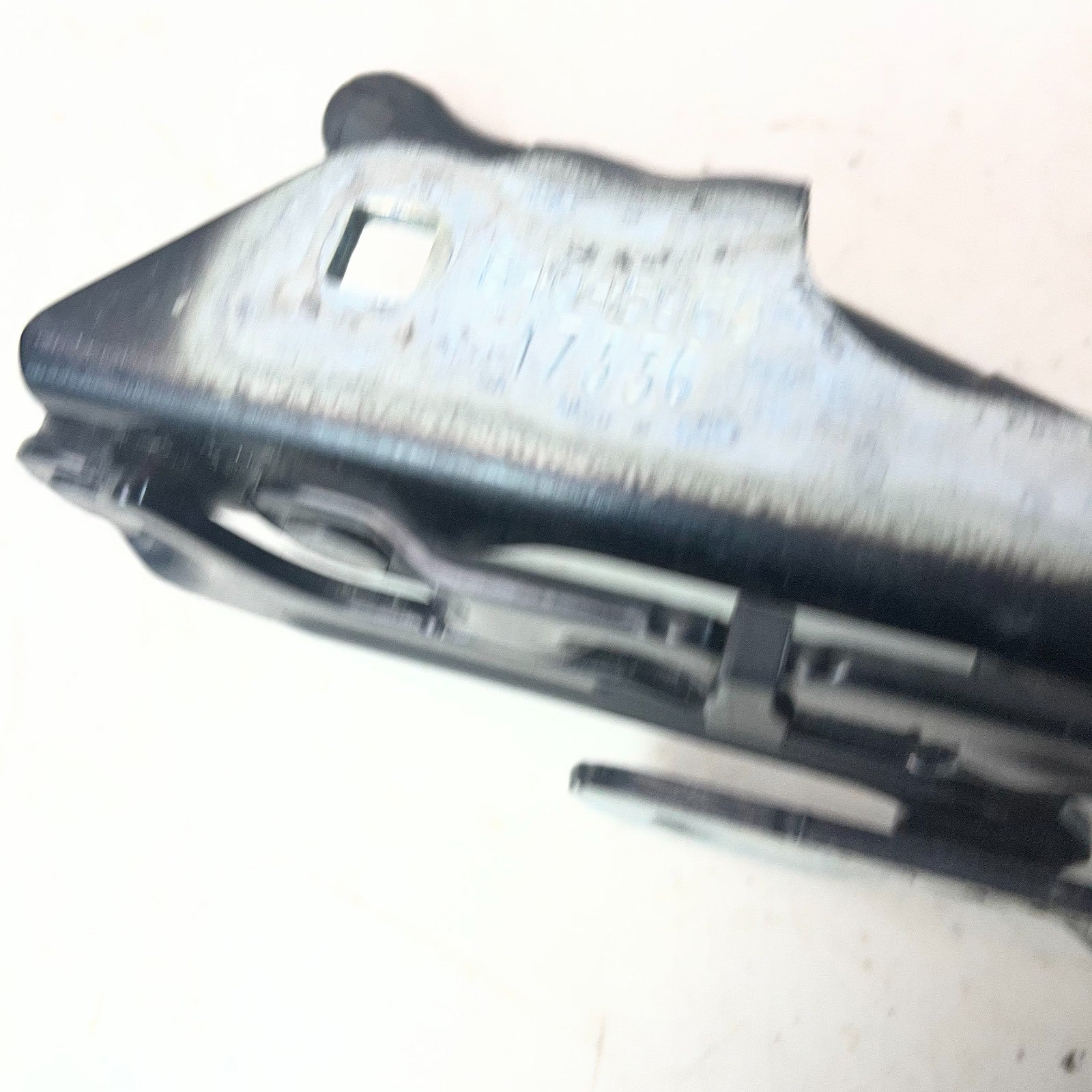 2016-2024 CHEVY CAMARO LEFT SIDE TAILGATE HINGE WITH LIFT SUPPORT 84045963 OEM