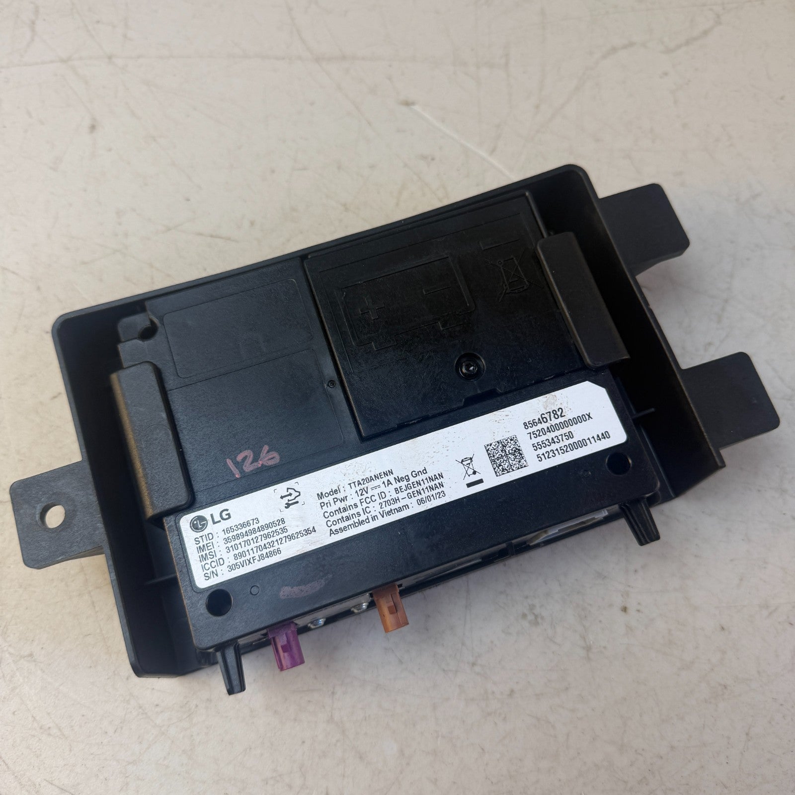 2019-2024 CHEVROLET CAMARO TELEMATIC COMMUNICATION CONTROL MODULE W/ BRACKET OEM