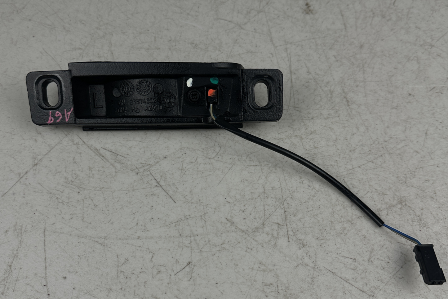 2014-19 Chevrolet Corvette Z51 Front Left Driver Side Removable Top Striker OEM