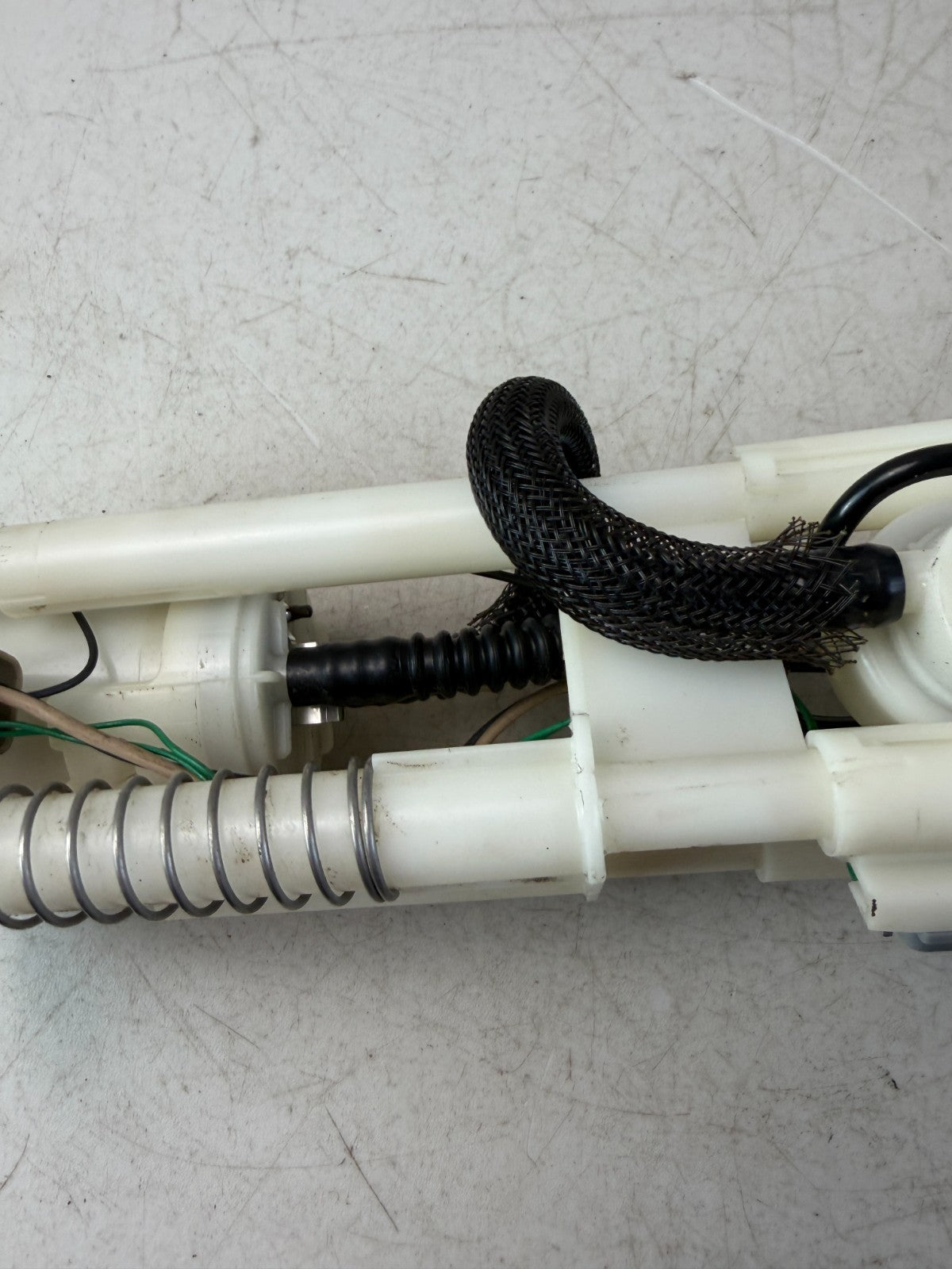 05-13 CHEVROLET CORVETTE CADILLAC XLR LEFT FUEL PUMP MODULE ASSEMBLY TANK OEM