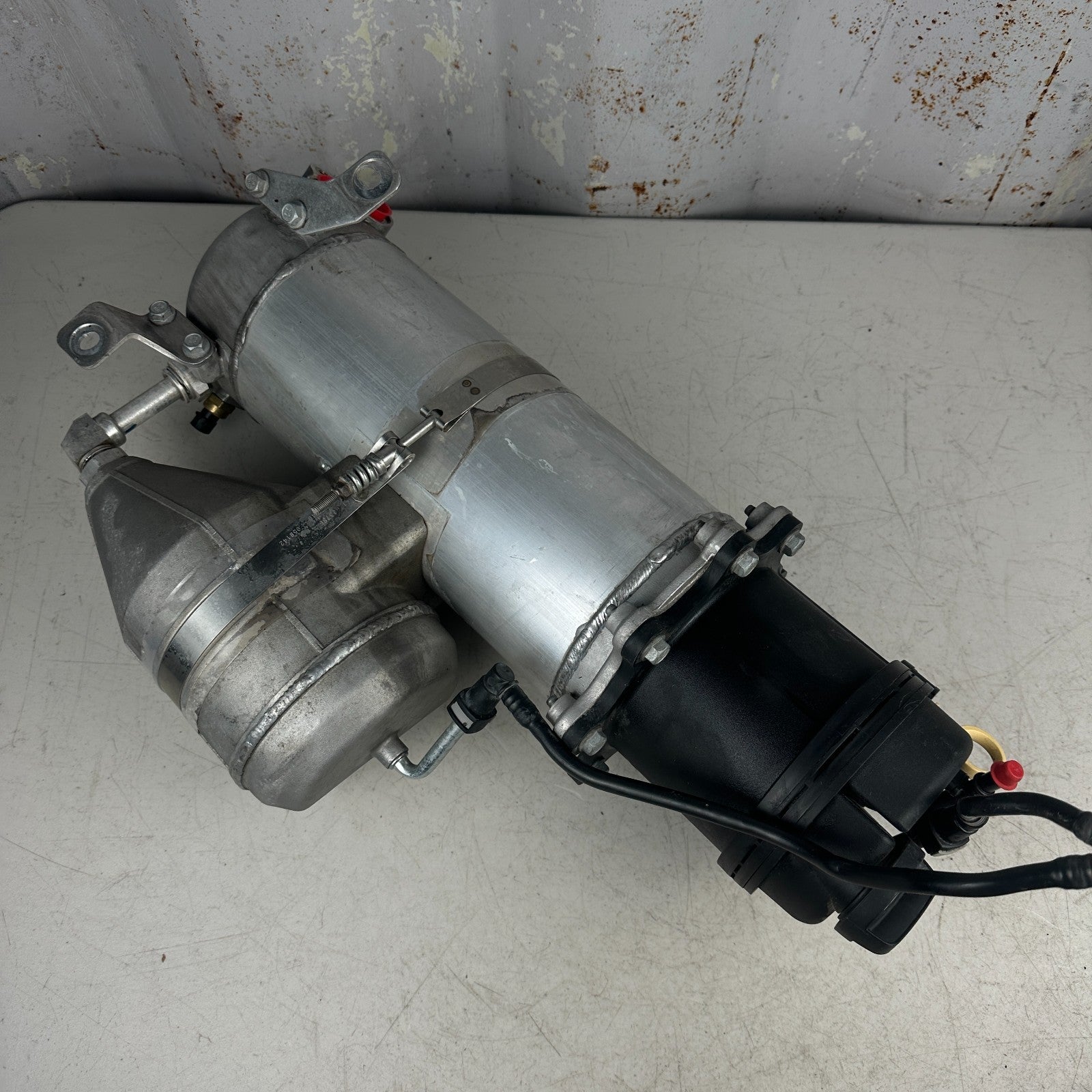 2014-2019 CHEVROLET CORVETTE C7 DRY SUMP OIL TANK RESEVOIR ASSEMBLY OEM