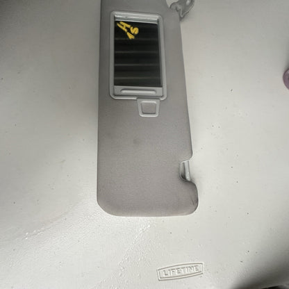 2016 2017 2018 KIA SORENTO DRIVER SIDE LEFT Sun Visor OEM 1 Peice 85220C6010