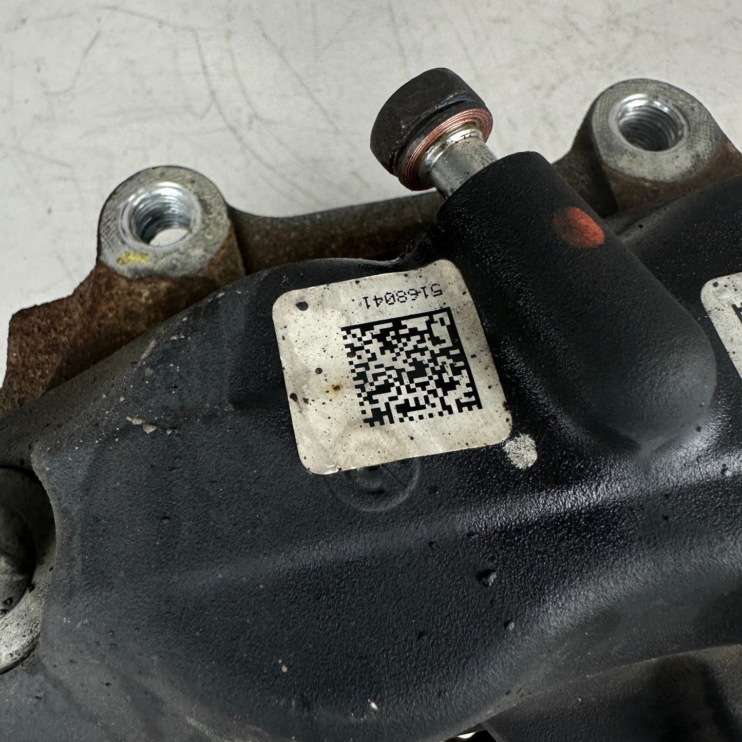 2015-23 DODGE CHALLENGER FRONT LEFT SIDE BREMBO BRAKE CALIPER BLACK 05181955 OEM
