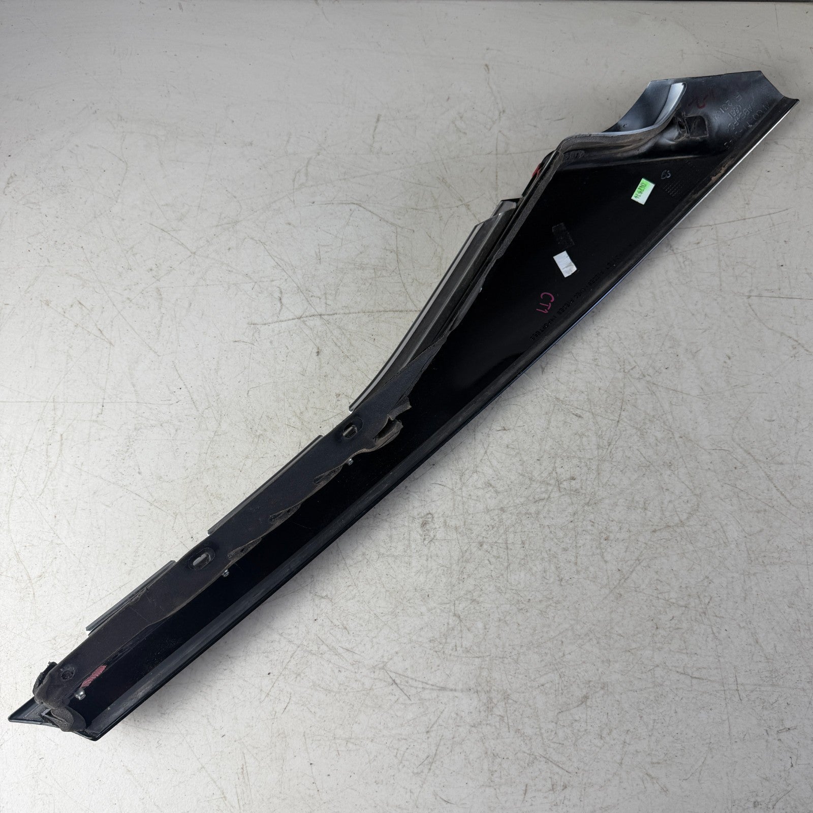 2014-2019 CHEVY CORVETTE RIGHT WINDSHIELD PILLAR APPLIQUE TRIM PANEL COVER OEM