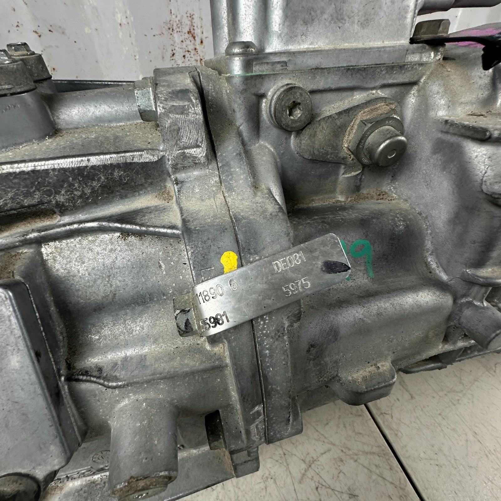2014 CHEVROLET CORVETTE Z51 MANUAL TRANSMISSION ASSEMBLY 24255981 28K MILES OEM