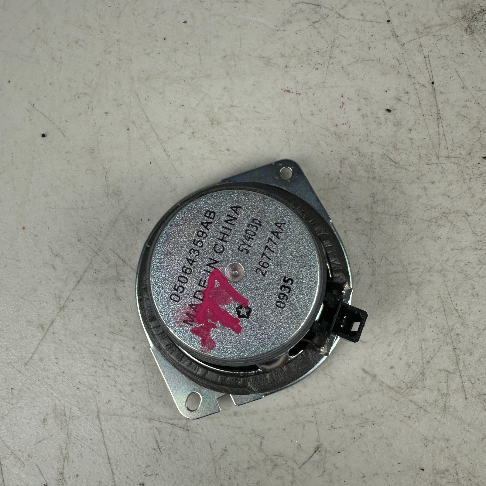 2015-2023 DODGE CHALLENGER FRONT DASHBOARD AUDIO SOUND SPEAKER 05064359AB OEM
