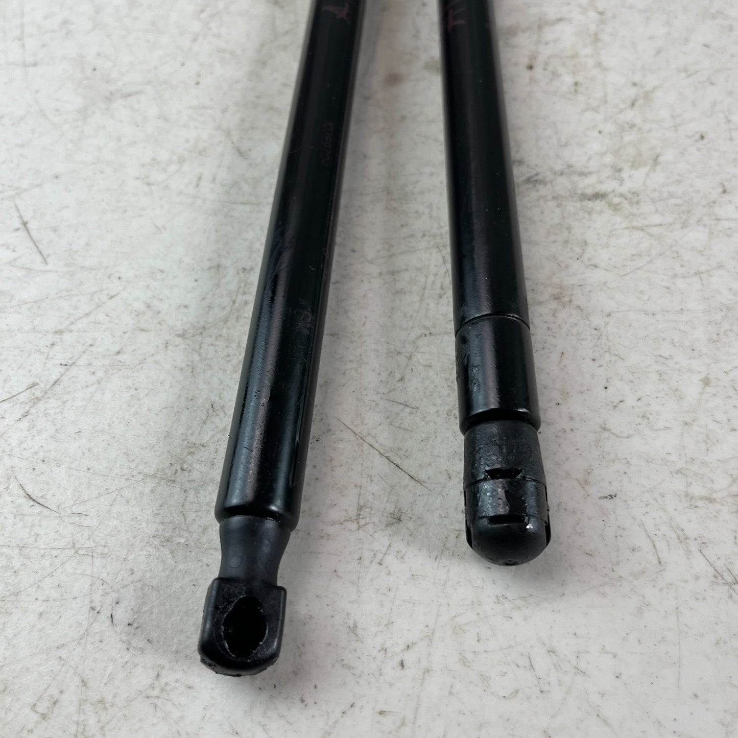 2005-2013 CHEVROLET CORVETTE REAR TRUNK LID LIFT SUPPORT SHOCK STRUT PAIR OEM