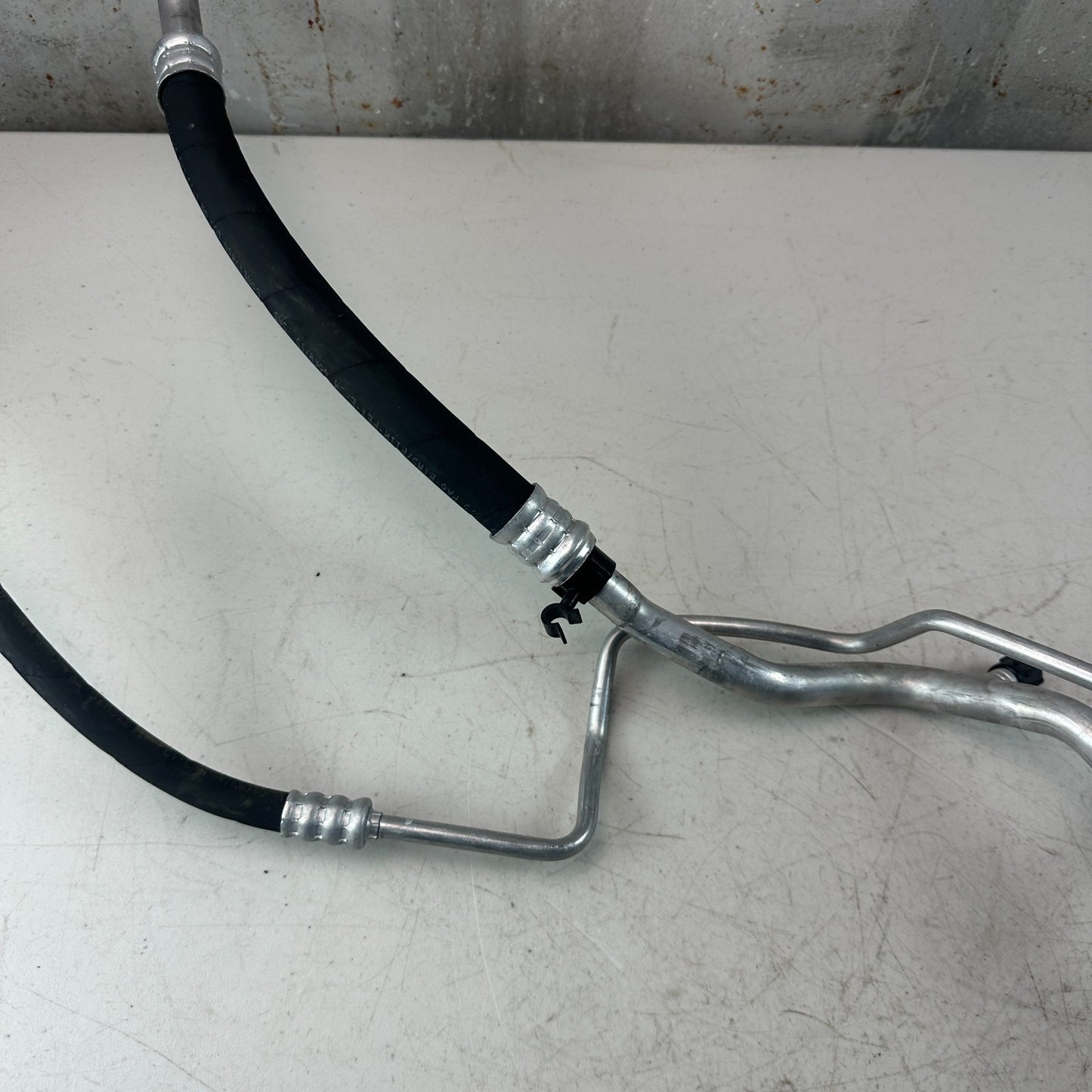 2015-2021 MERCEDES W205 C300 HVAC A/C AIR CONDITIONER SUCTION HOSE TUBE LINE OEM