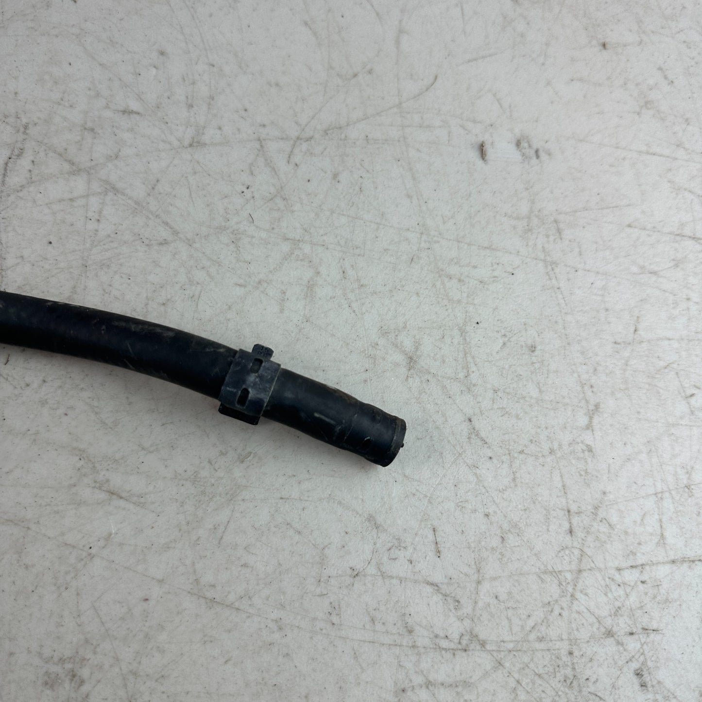2016-2024 CHEVROLET CAMARO SS RADIATOR COOLANT OVERFLOW HOSE PIPE 23129014 OEM