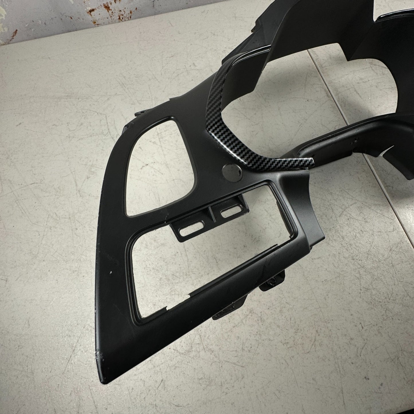 14-19 CHEVY CORVETTE C7 DASH INSTRUMENT CLUSTER SPEEDOMETER BEZEL TRIM PANEL OEM