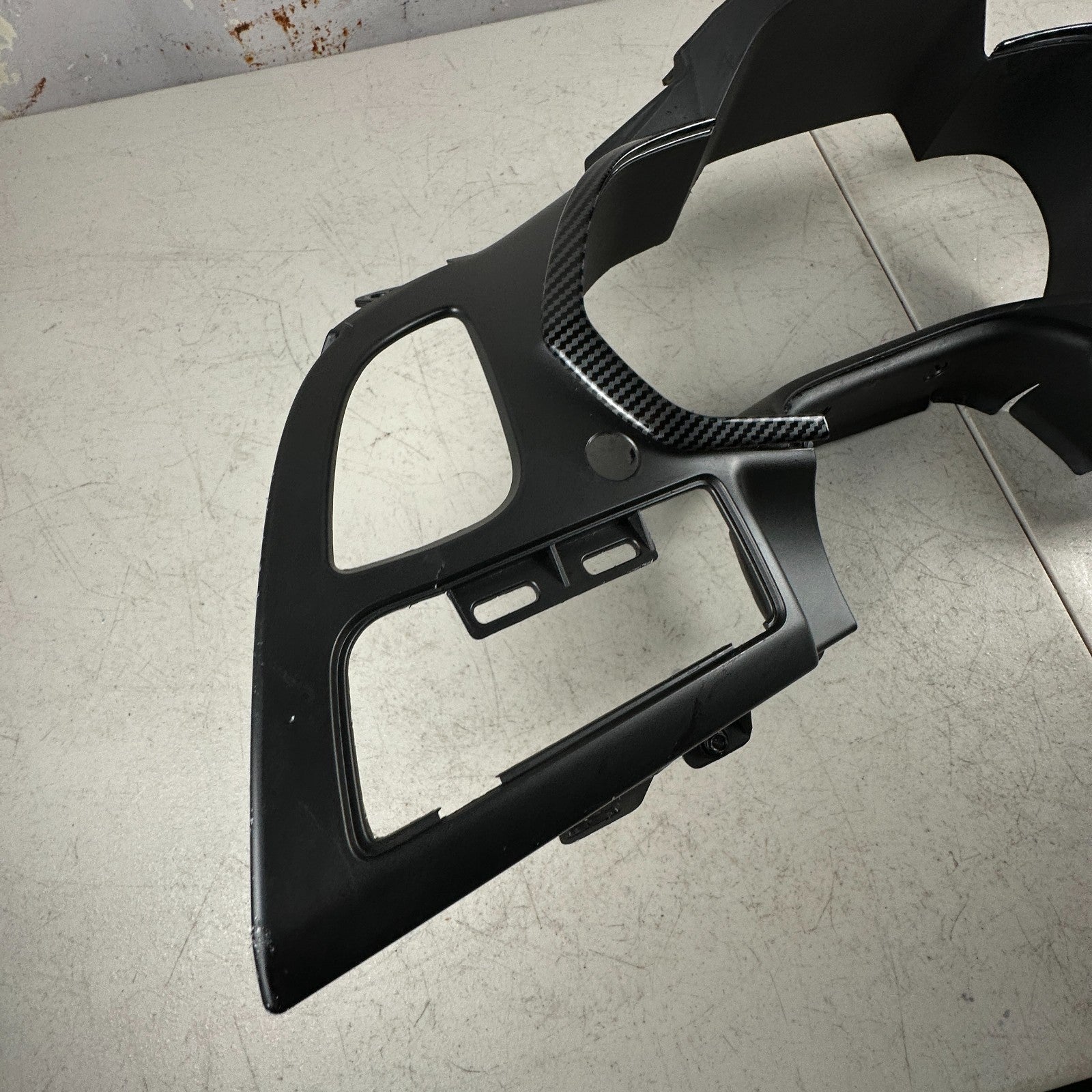 14-19 CHEVY CORVETTE C7 DASH INSTRUMENT CLUSTER SPEEDOMETER BEZEL TRIM PANEL OEM