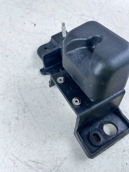 2014-2019 CHEVROLET CORVETTE C7 TOP ROOF STORAGE BRACKET BRACE 23121286 OEM