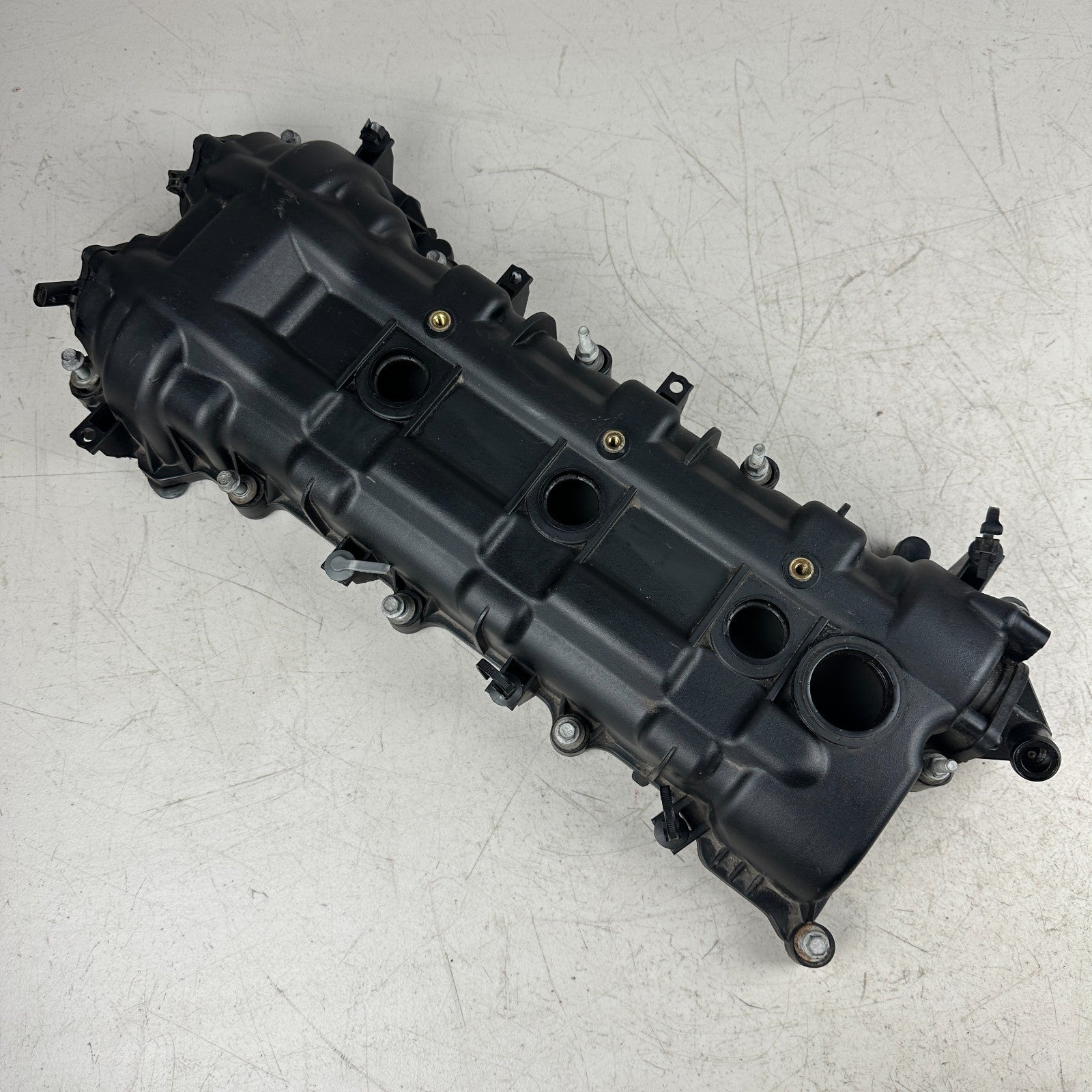 2012-2023 DODGE CHARGER 3.6L V6 RIGHT SIDE ENGINE CYLINDER HEAD VALVE COVER OEM