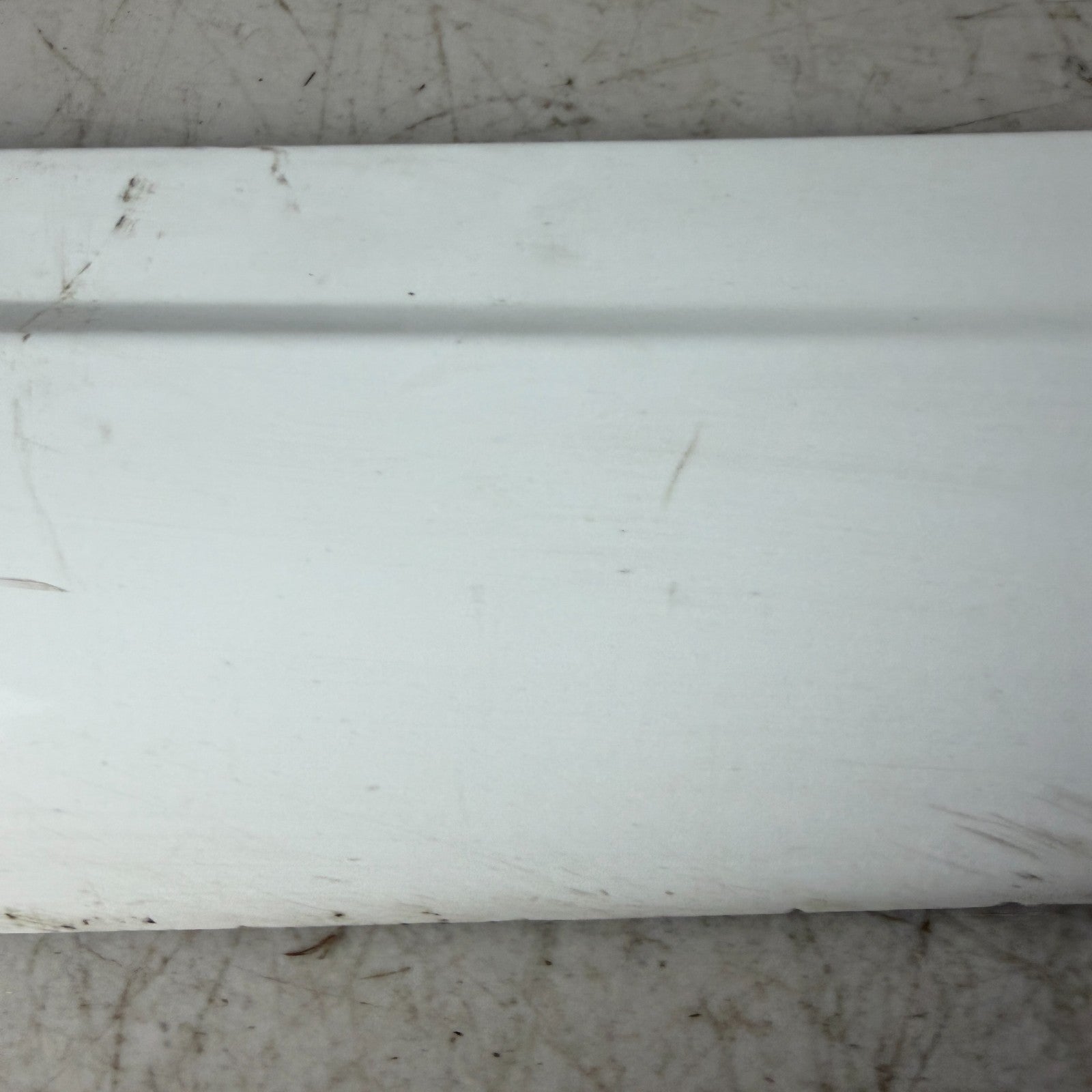 2017-2020 MASERATI LEVANTE REAR LEFT SIDE DOOR LOWER TRIM MOLDING 670035238 OEM