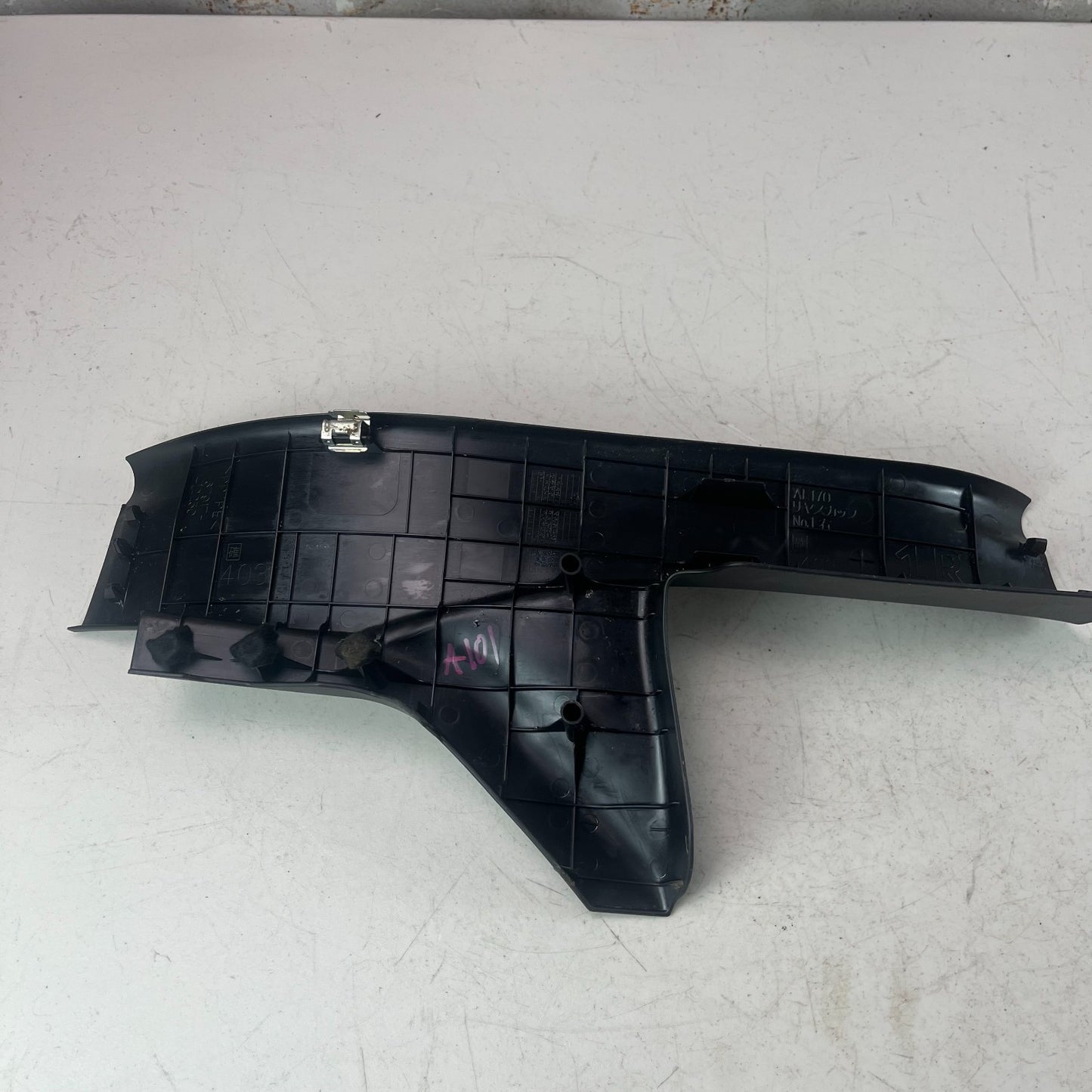 2020-2025 TOYOTA COROLLA REAR RIGHT DOOR SILL PLATE TRIM COVER 67917-12250 OEM