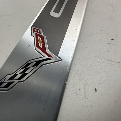 2014-2019 CHEVY CORVETTE C7 RIGHT DOOR SILL PLATE SCUFF PLATE TRIM 22789327