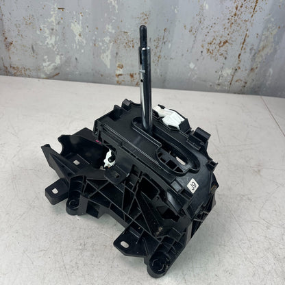 2019-2022 TOYOTA COROLLA AUTOMATIC TRANSMISSION GEAR SHIFTER SELECTOR 75G892 OEM