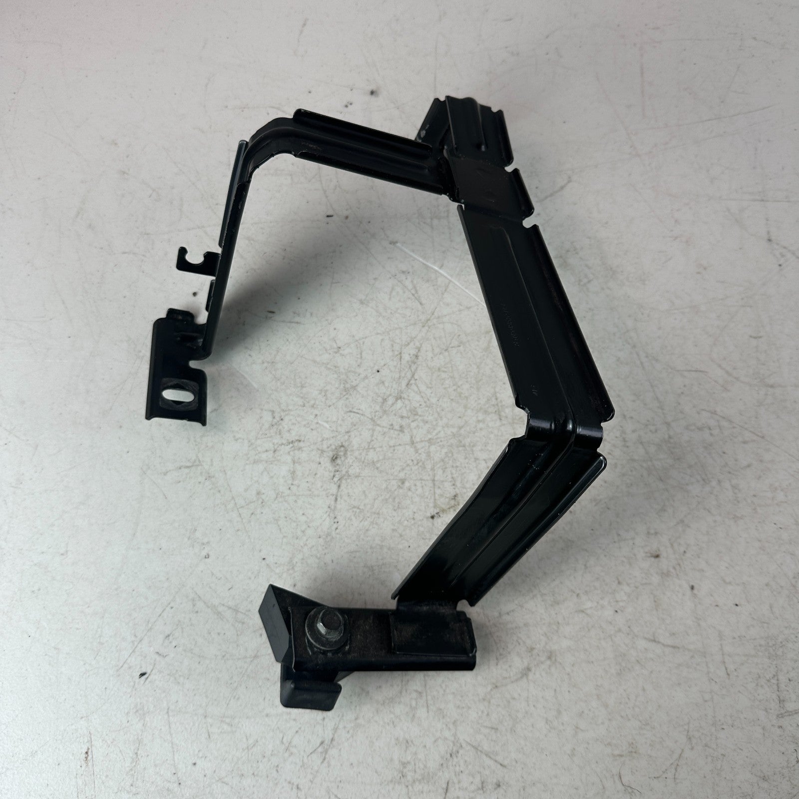 2016-2024 CHEVROLET CAMARO BATTERY TRAY HOLD DOWN RETAINER MOUNT BRACKET OEM
