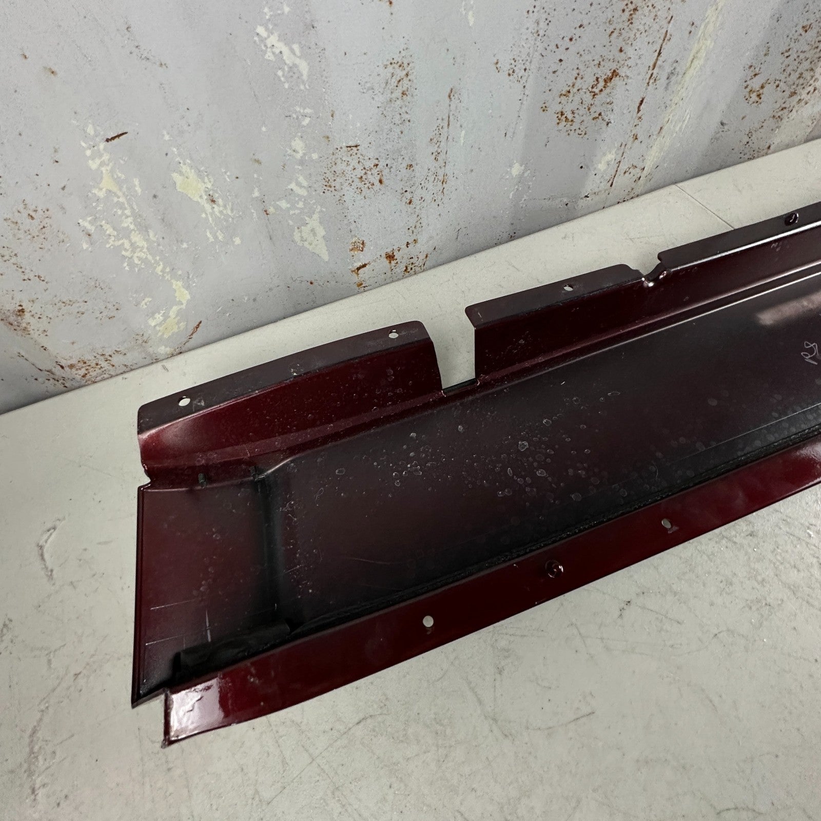 14-19 CHEVY CORVETTE REAR HARD TOP ROOF EXTENSION COVER PANEL LONG BEACH RED OEM
