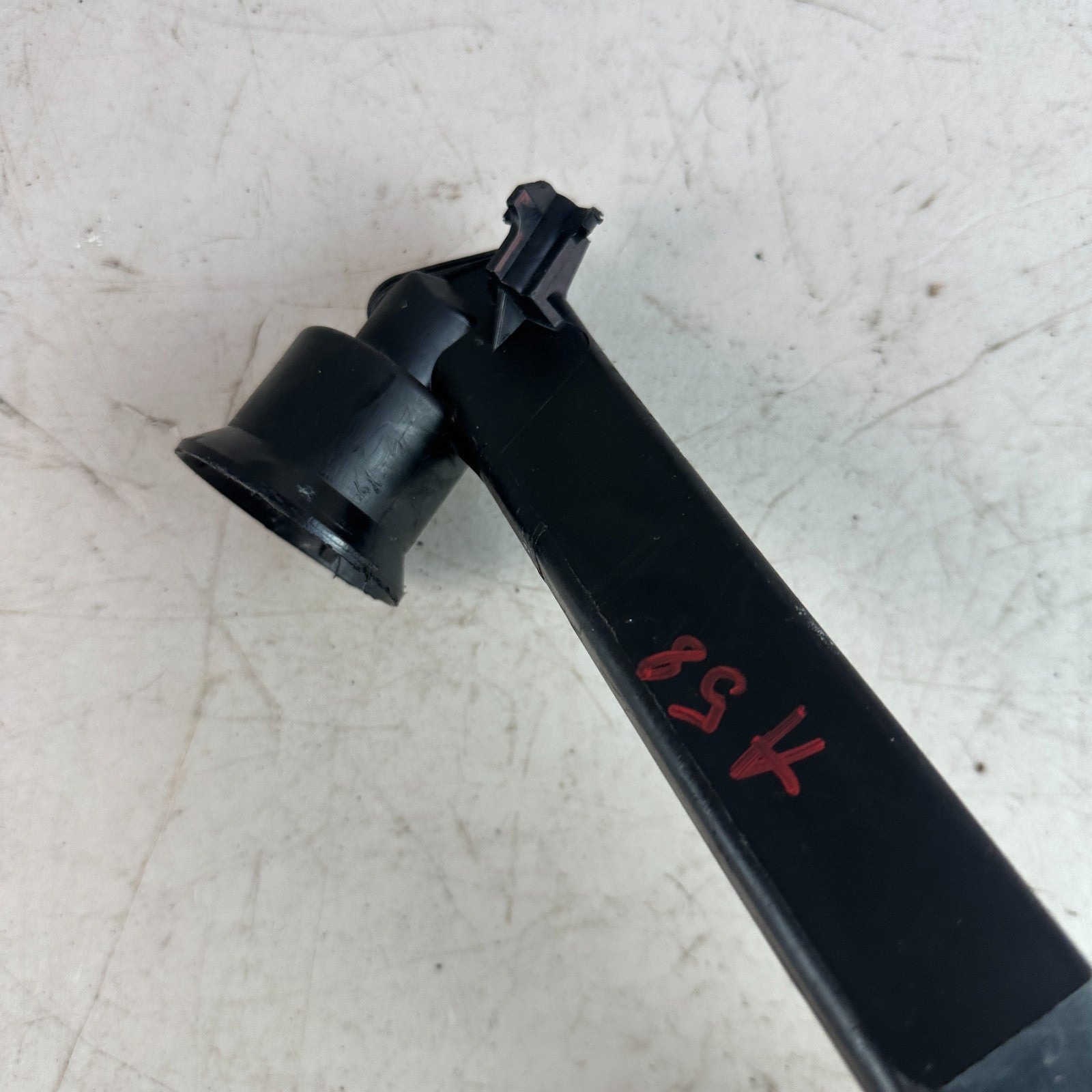 2015-2023 MERCEDES W205 C300 WINDSHIELD WASHER FLUID RESERVOIR FILLER NECK OEM