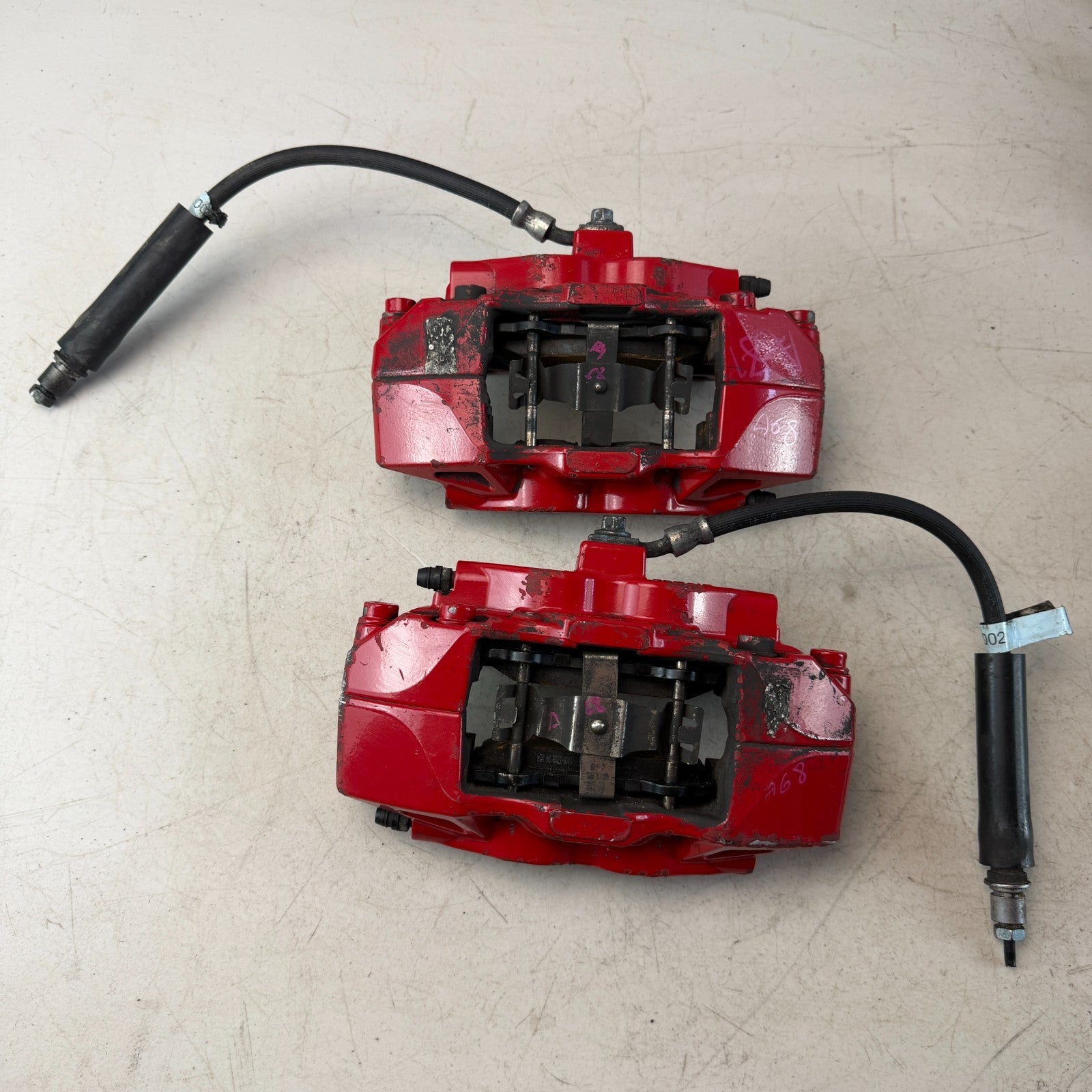 2017-2024 CHEVROLET CAMARO REAR LEFT & RIGHT BREMBO BRAKE CALIPERS PAIR RED OEM