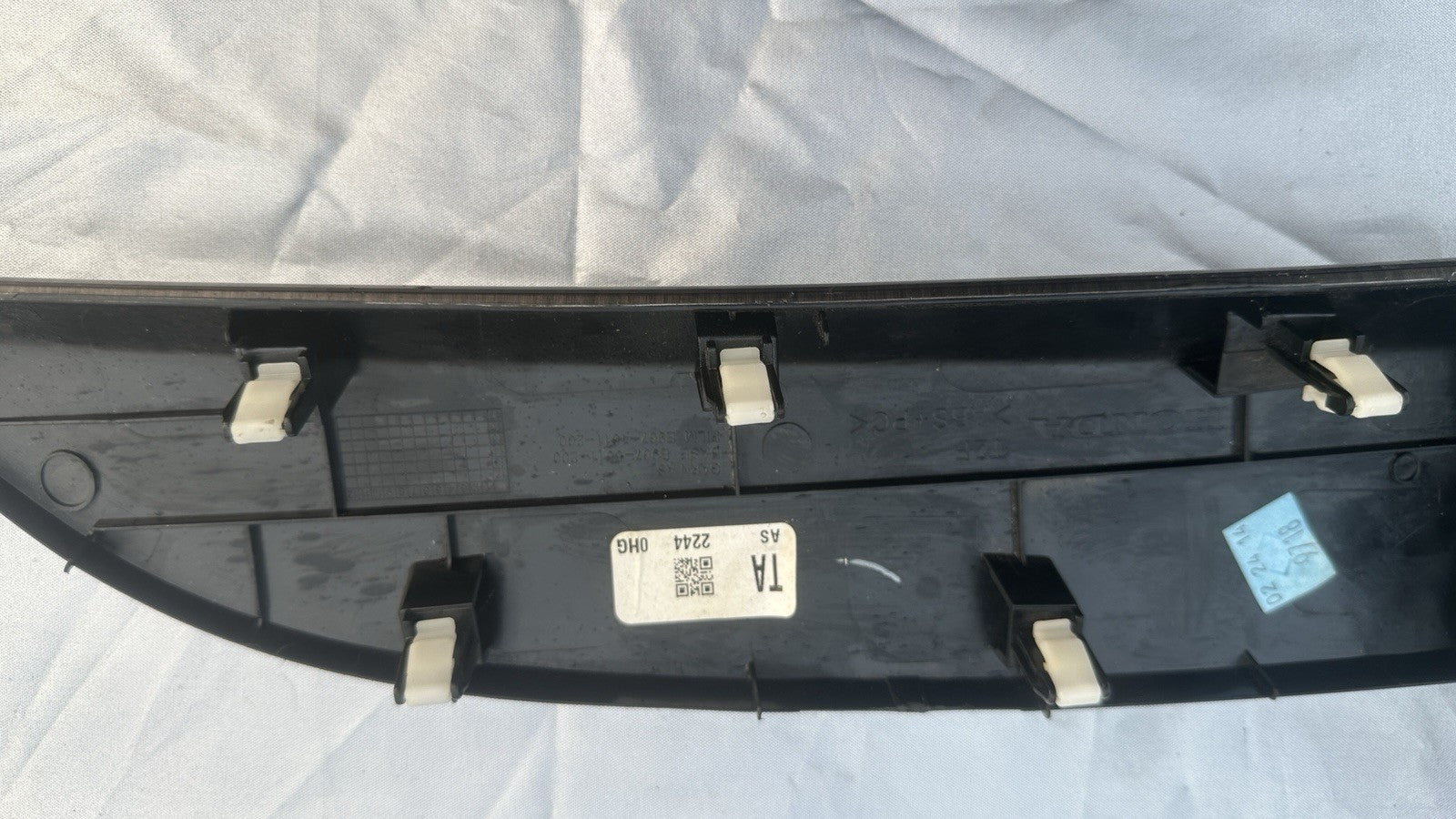 2013-2017 HONDA ACCORD EXL SEDAN  WOOD PASSENGER/RIGHT SIDE DASH AC AIR VENT OEM