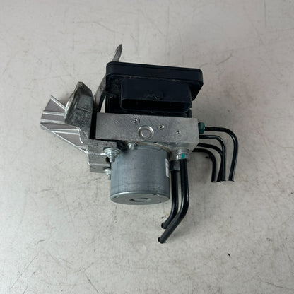 2016-2019 CHEVY CAMARO ANTI-LOCK ABS BRAKE PUMP CONTROL MODULATOR 84244636 OEM