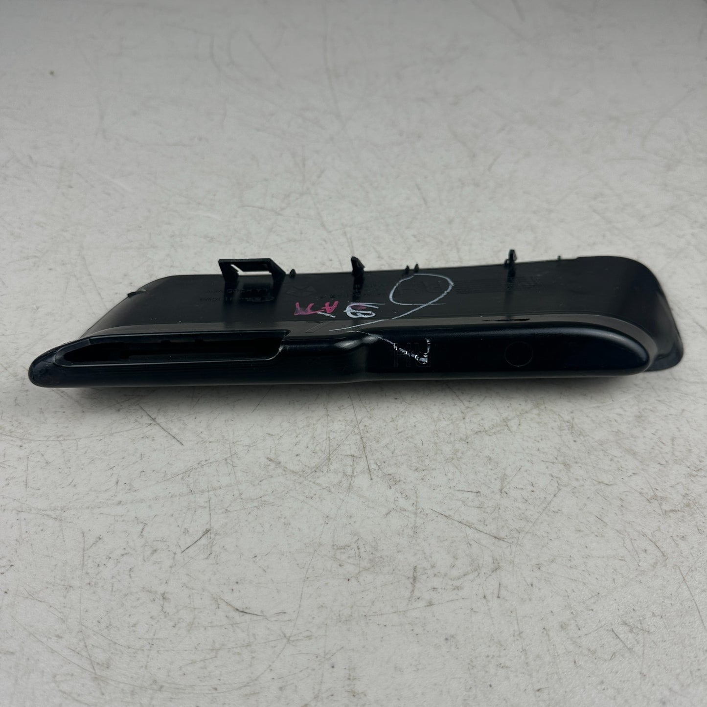 2015-2023 DODGE CHALLENGER FRONT HOOD BONNET RIGHT SIDE BEZEL GRILLE MOLDING OEM