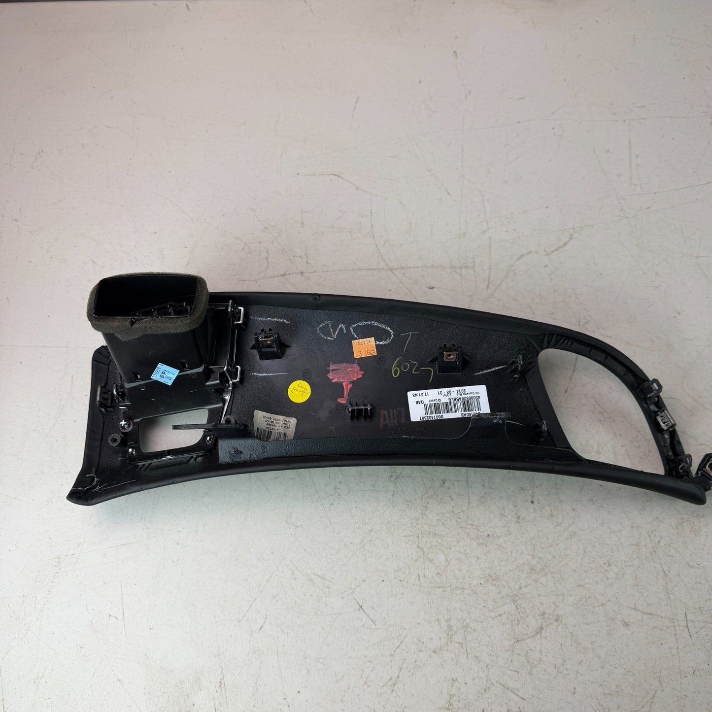 2014-2019 CHEVROLET CORVETTE C7 DASHBOARD INSTRUMENT PANEL VENT COVER TRIM OEM