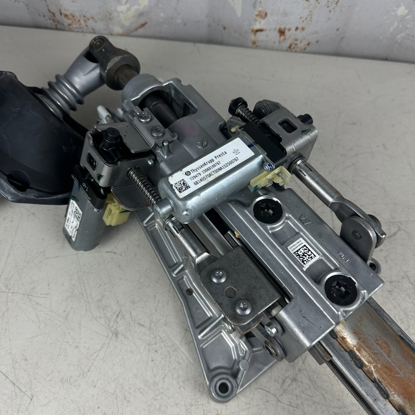 2015-23 DODGE CHALLENGER POWER ADJUST STEERING COLUMN W/ INTERMEDIATE SHAFT OEM