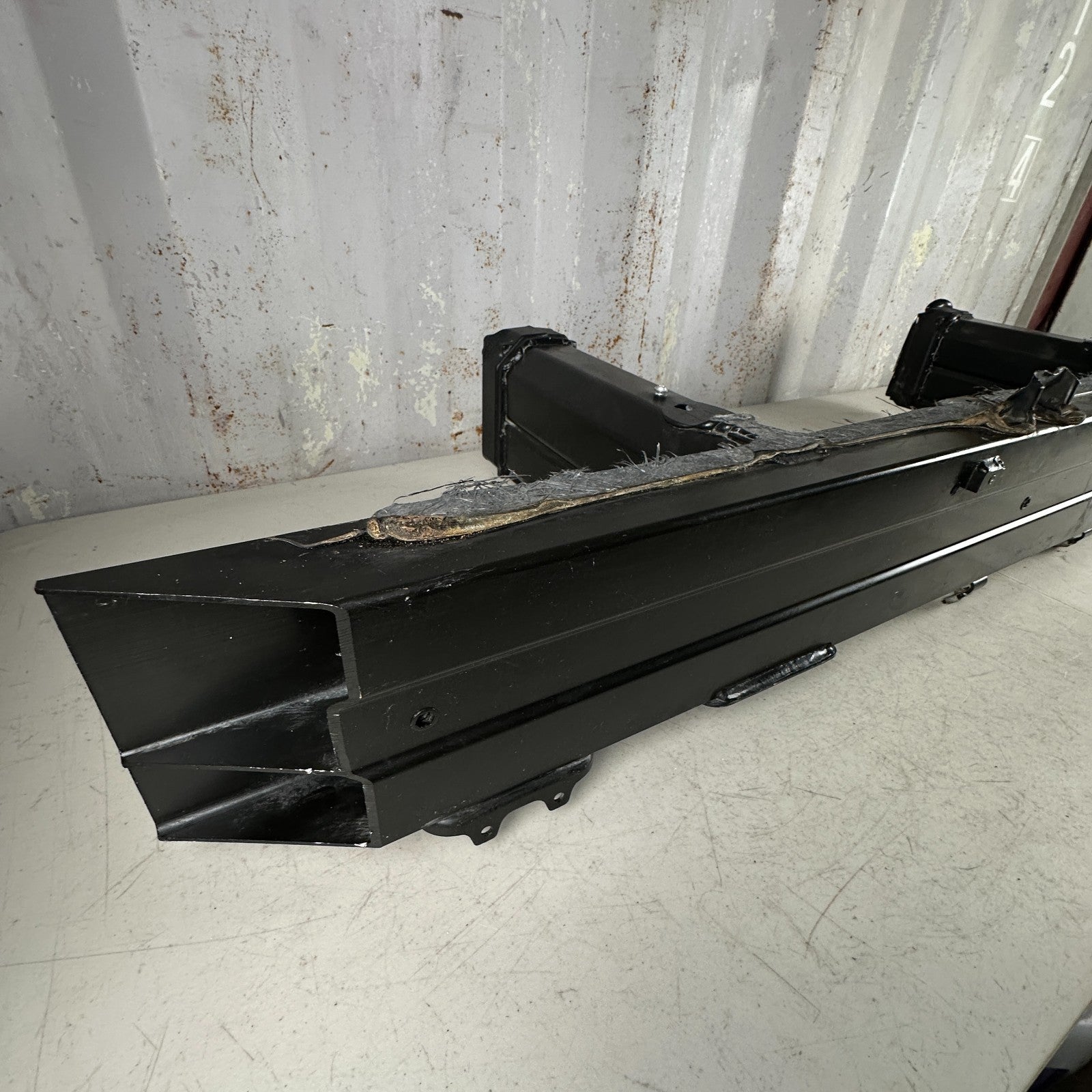 2014-2019 CHEVY CORVETTE REAR BUMPER CRASH IMPACT REINFORCEMENT SUPPORT BAR OEM