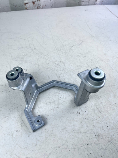 2014-2019 CHEVROLET CORVETTE BRAKE BOOSTER PUMP SUPPORT BRACKET 22895342 OEM
