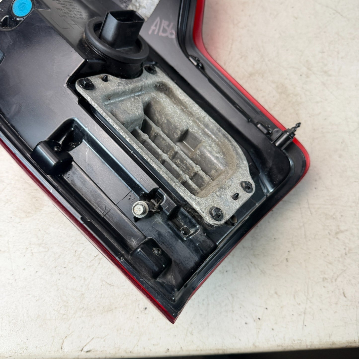 2017-2020 FORD F-150 RAPTOR REAR LEFT DRIVER SIDE TAIL LIGHT LAMP JL3V-13B505-EA