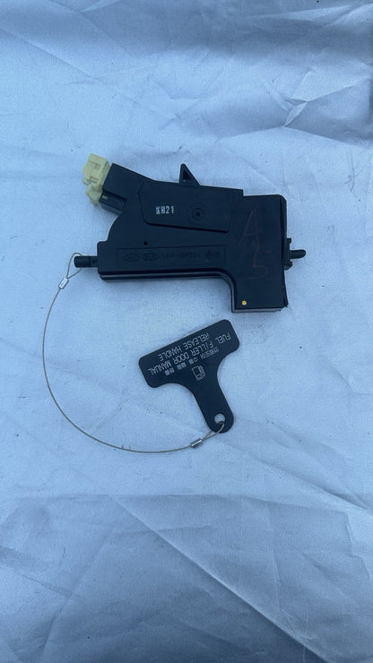 15-19 HYUNDAI SONATA Fuel Gas Door Lock Release Handle Actuator