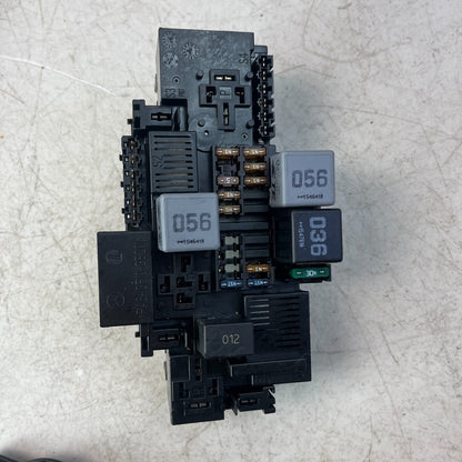 2015-2018 MERCEDES W205 C300 FRONT ENGINE FUSE BOX RELAY MODULE UNIT A2229063202