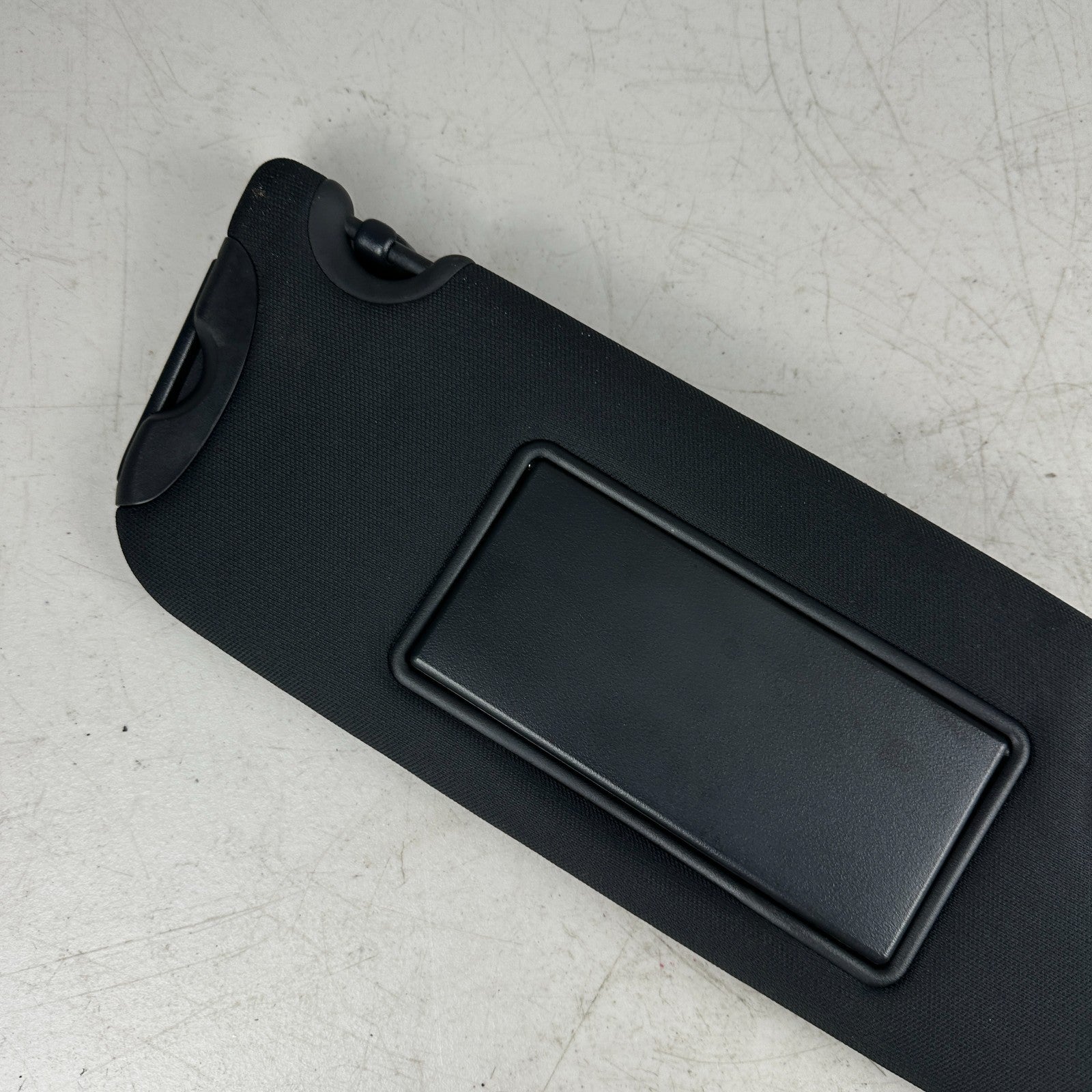15-23 DODGE CHALLENGER FRONT RIGHT SIDE BLACK SUN VISOR SUNVISOR 55361230AB OEM