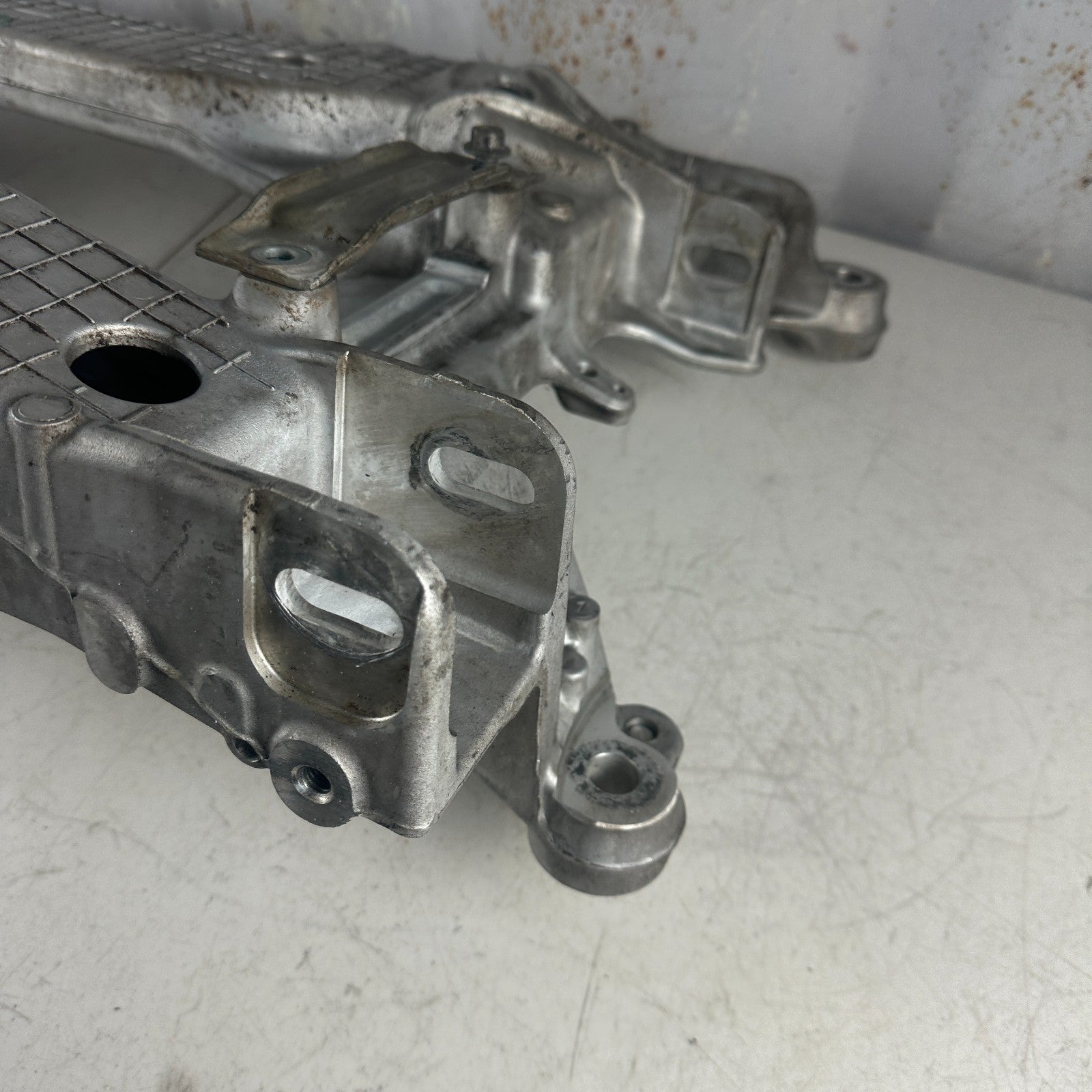2014-2019 CORVETTE C7 FRONT ENGINE CRADLE SUSPENSION CROSSMEMBER 23314300 OEM