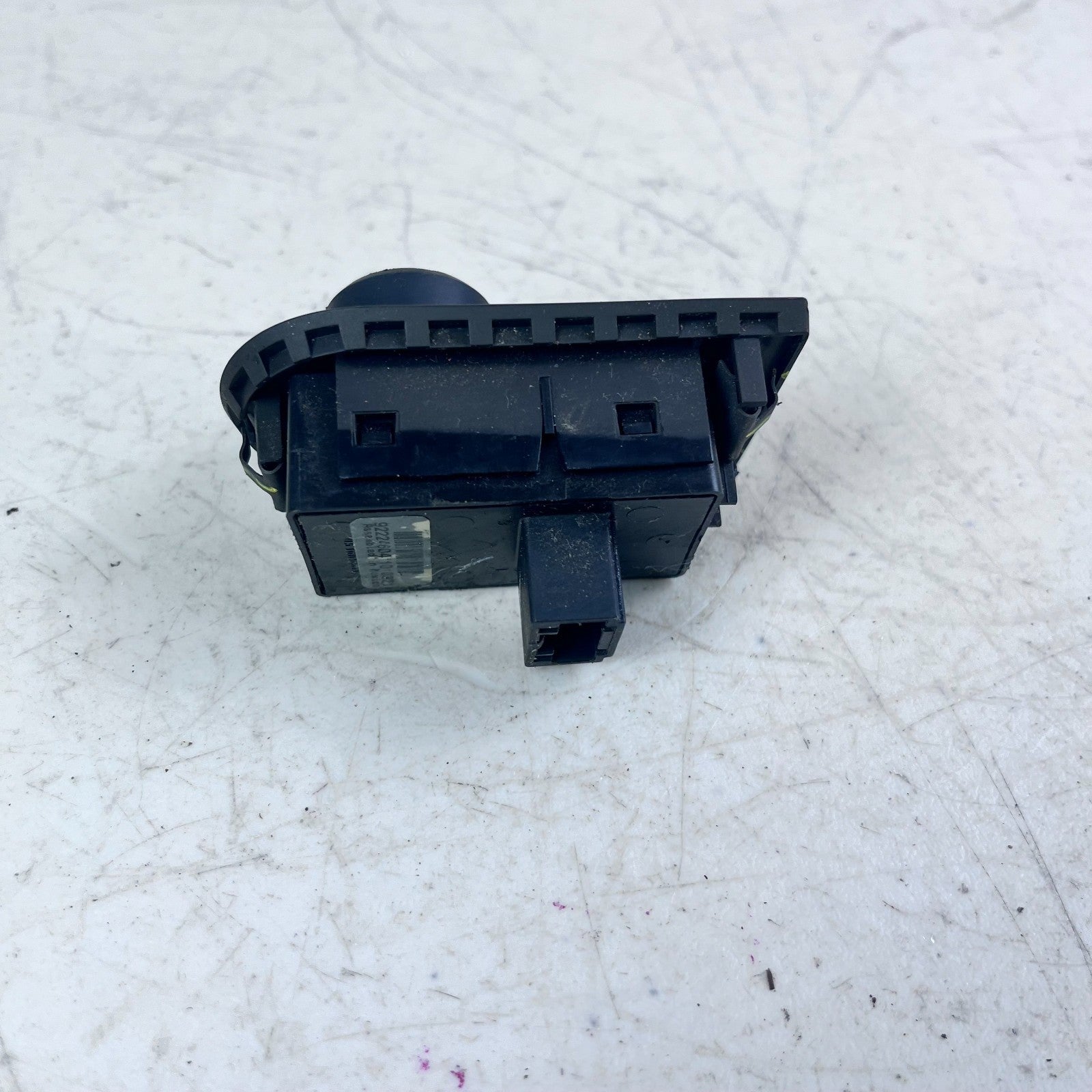 2010-2015 CHEVROLET CAMARO HEADS UP DISPLAY HUD ADJUSTMENT SWITCH 92224604 OEM