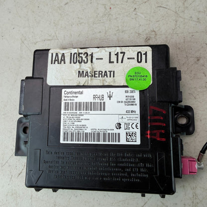 17-20 MASERATI LEVANTE KEYKESS ENTRY & PASSIVE ENTRY CONTROL MODULE 68226365AA
