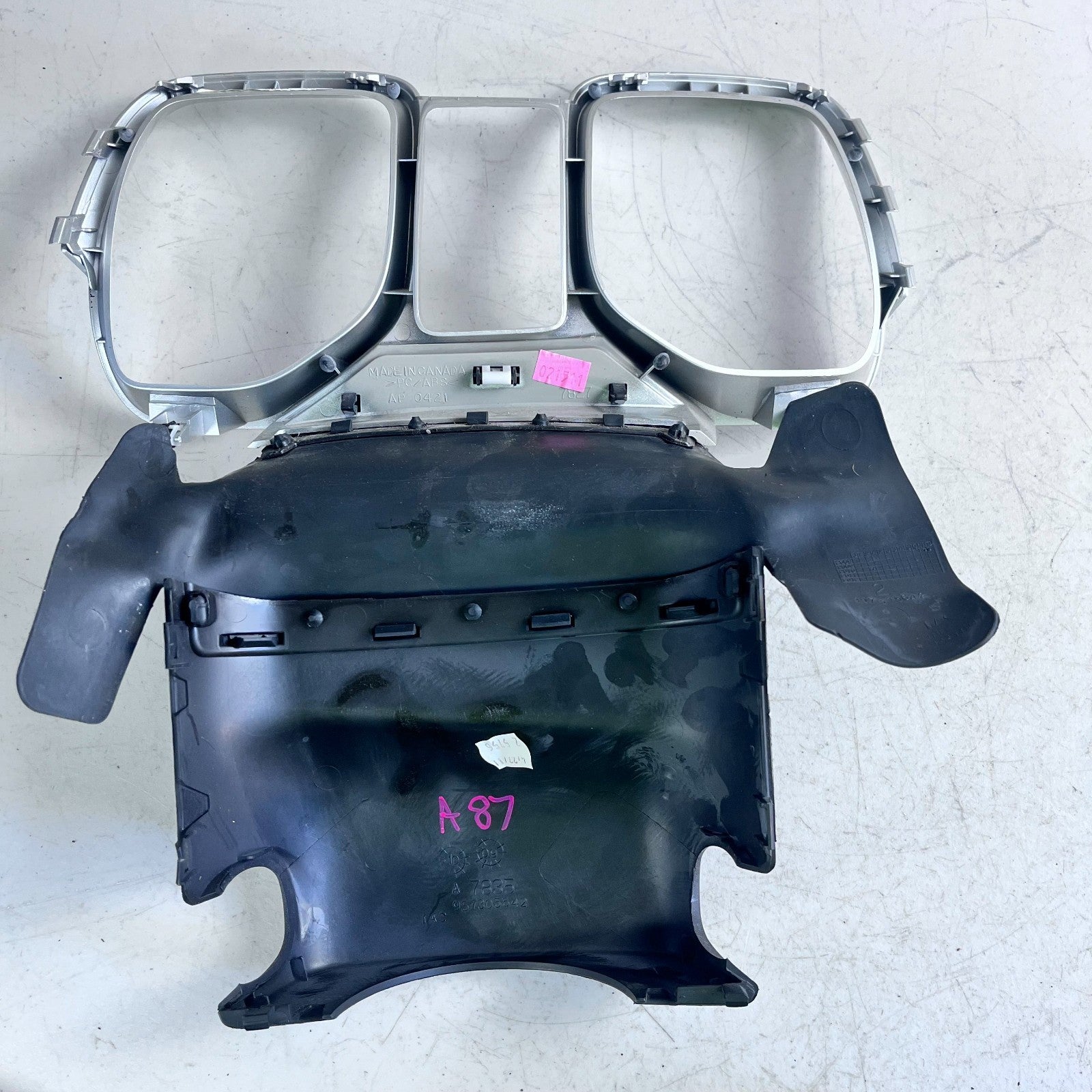 2010-2015 CHEVROLET CAMARO SPEEDOMETER INSTRUMENT CLUSTER BEZEL WITH SHROUD OEM