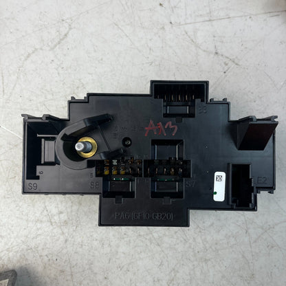 2015-2018 MERCEDES W205 C300 FRONT ENGINE FUSE BOX RELAY MODULE UNIT A2229063202