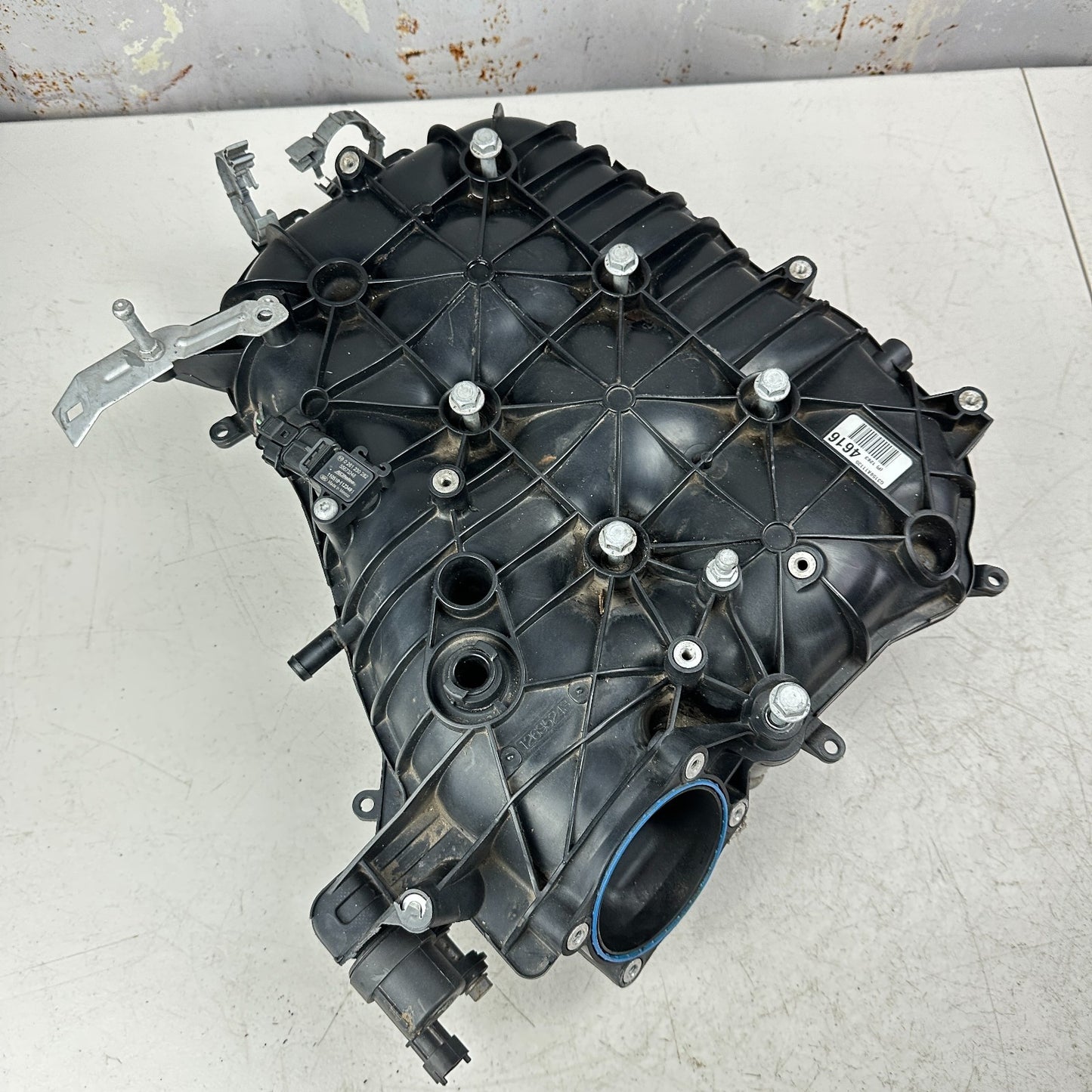 2013-2019 CADILLAC XTS UPPER ENGINE MOTOR INTAKE MANIFOLD THROTTLE 12634616 OEM