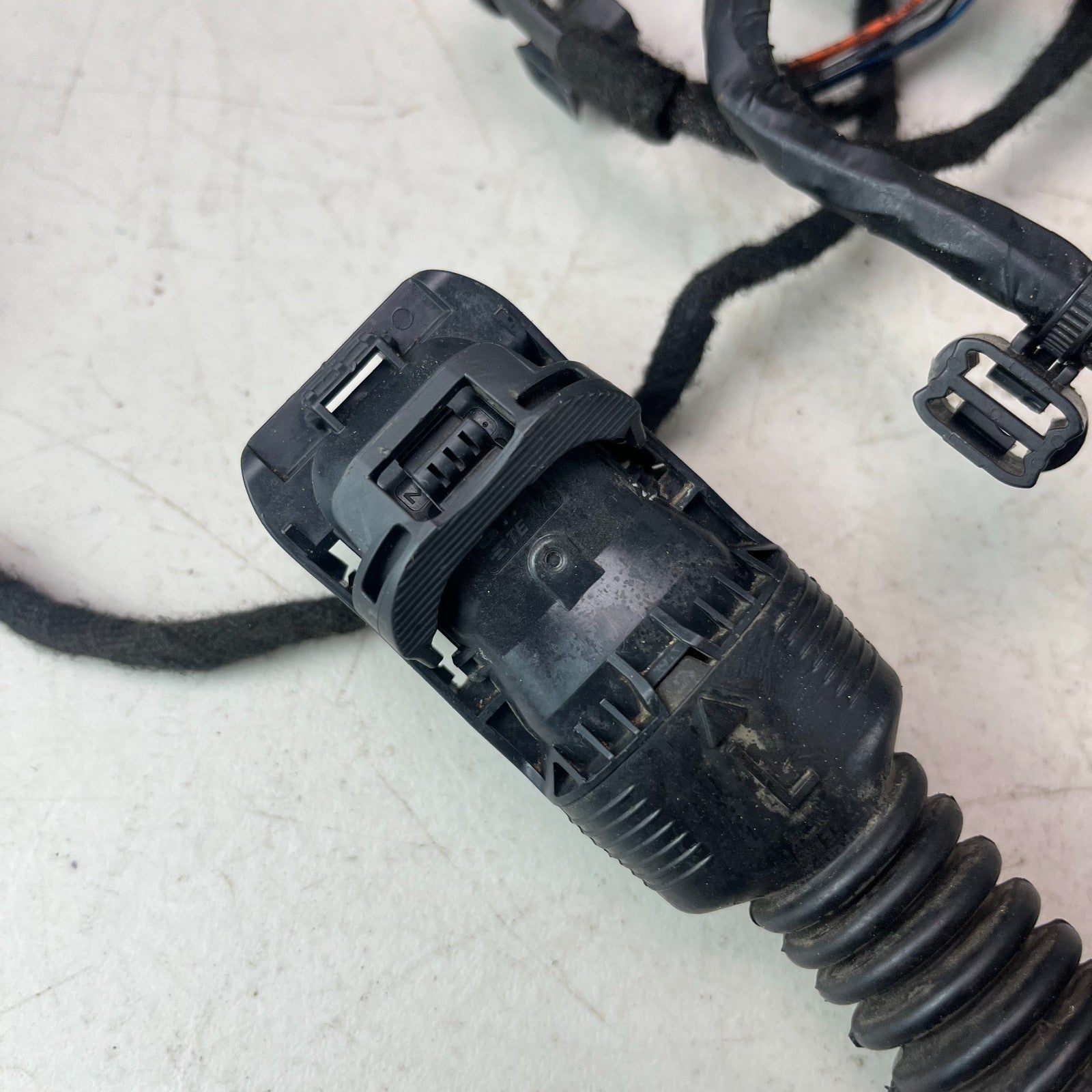 2017-2020 MASERATI LEVANTE REAR LEFT DRIVER SIDE DOOR WIRE WIRING HARNESS OEM