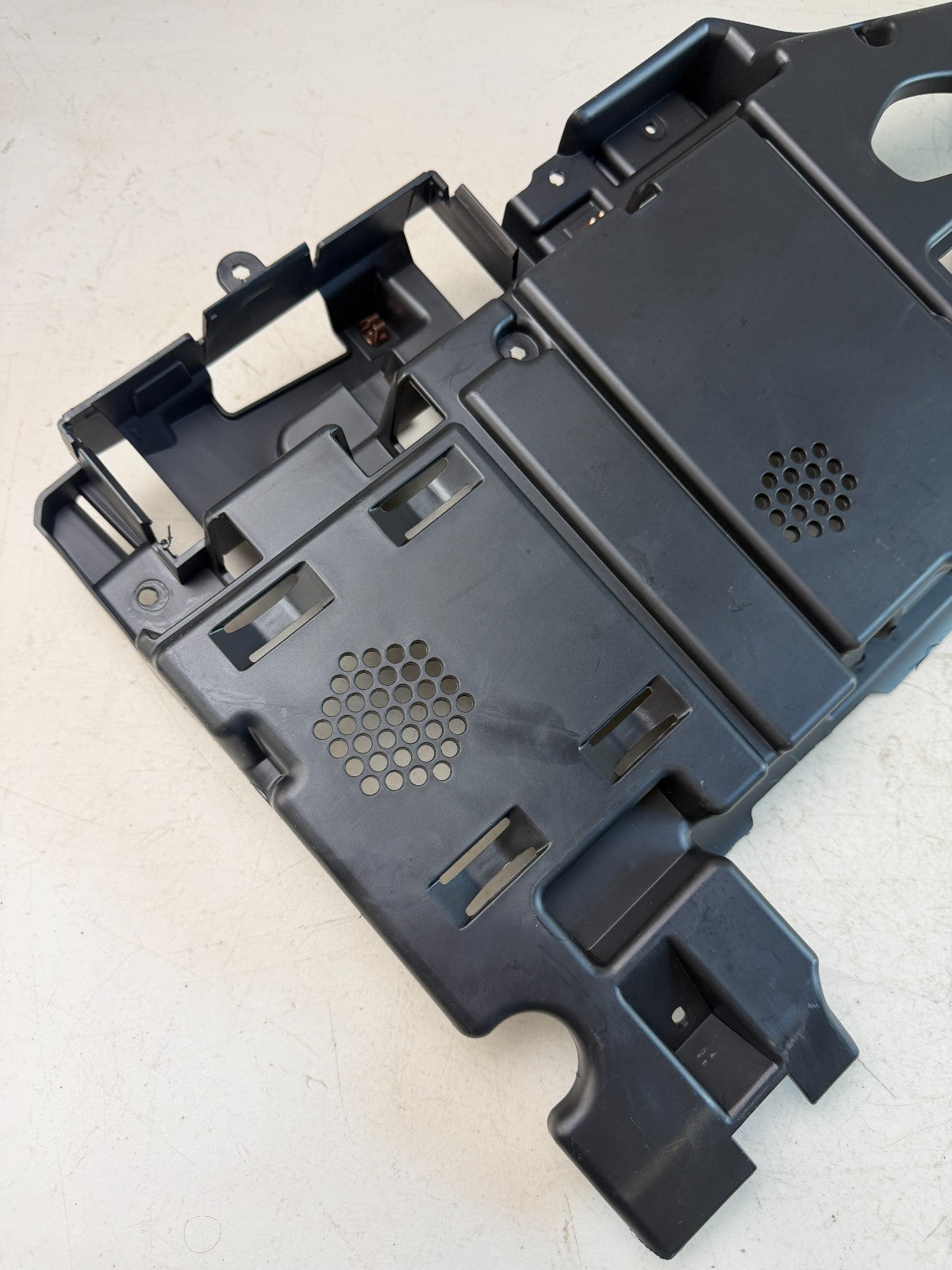 2021-2024 CHEVROLET CAMARO COMMUNICATION CONTROL MODULE UNIT MOUNT BRACKET OEM