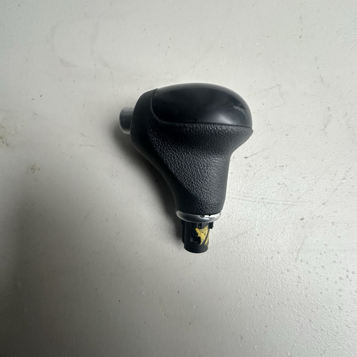 Kia Sorento 2016-2018 OEM Transmission Gear Shift Knob