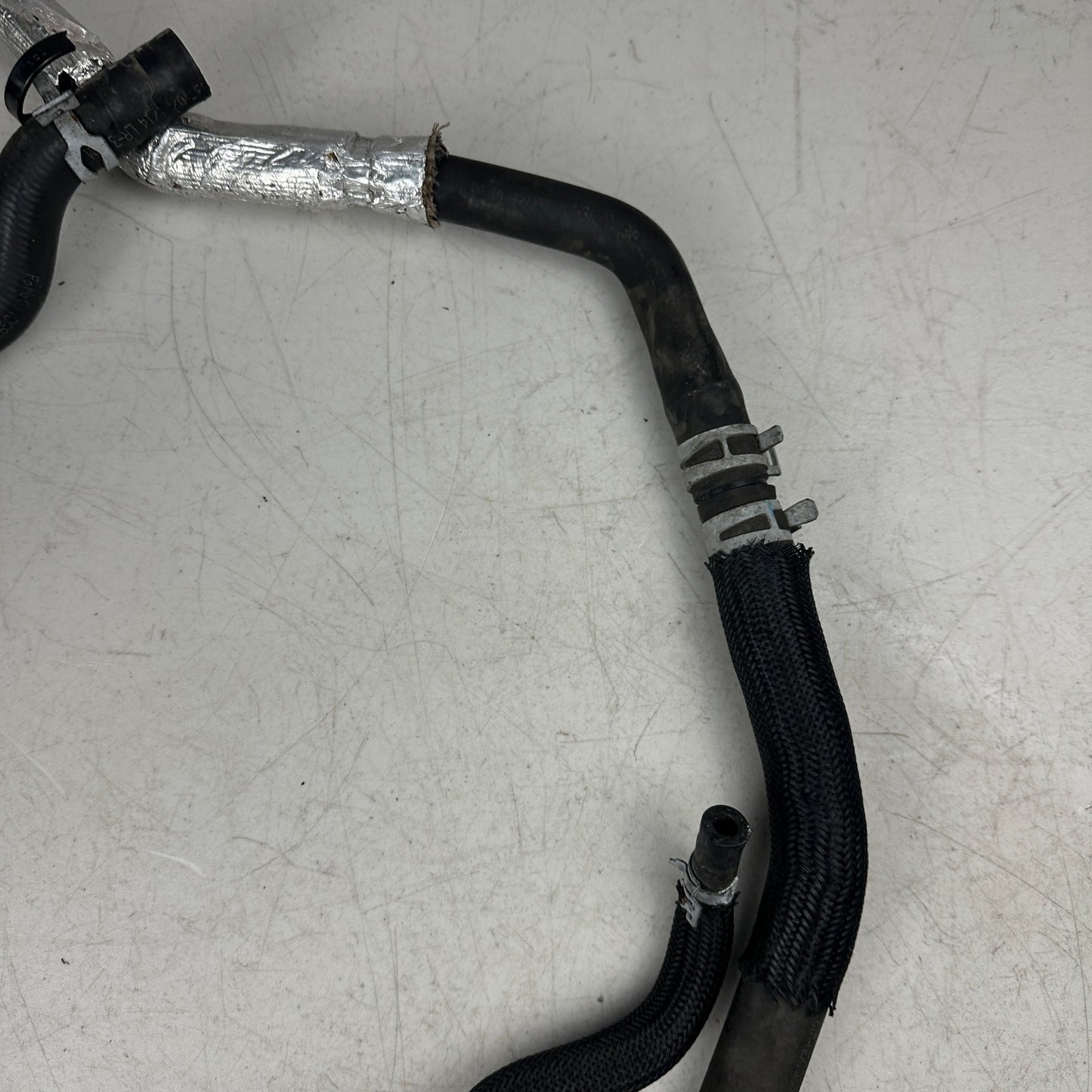 2014-2019 CHEVROLET CORVETTE C7 RADIATOR COOLANT HEATER HOSE LINE PIPE OEM