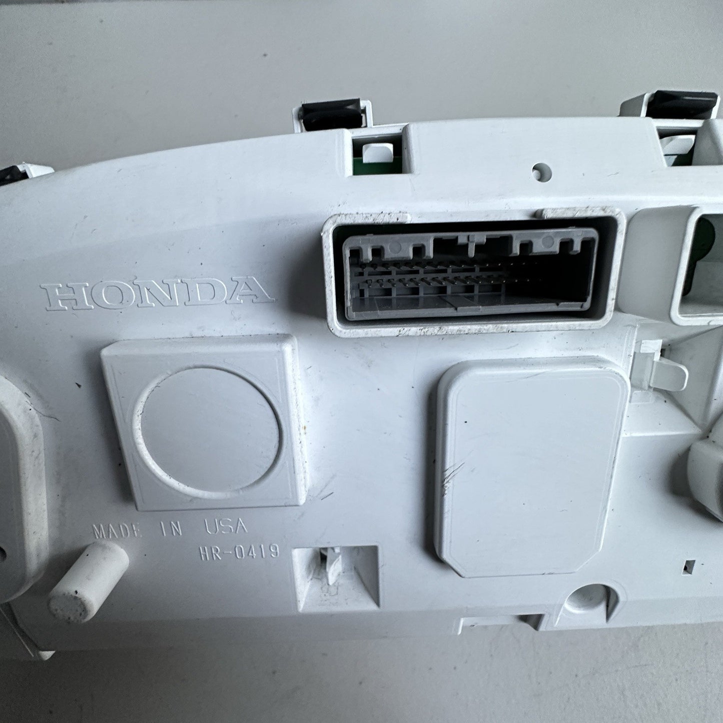 164,611 Miles 13-17 Honda Accord Speedometer Instrument Cluster USED OEM